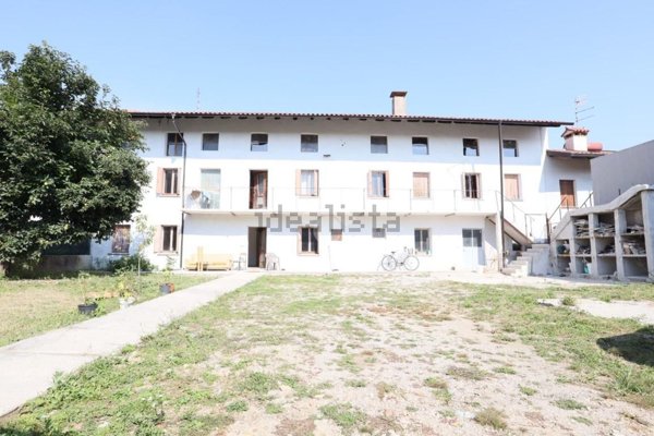 pentavano in vendita a Reana del Rojale