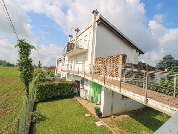 appartamento in vendita a Reana del Rojale