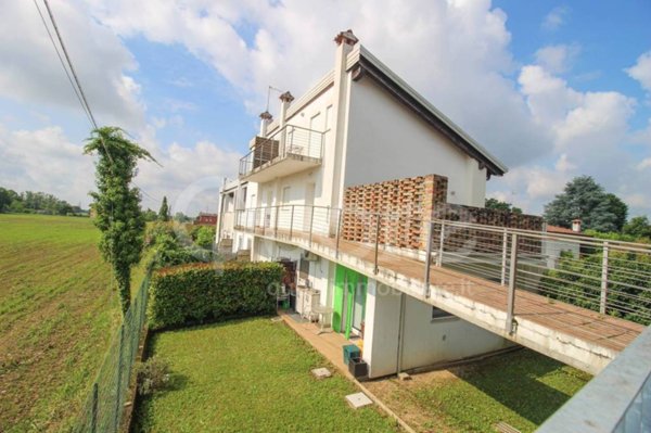 appartamento in vendita a Reana del Rojale