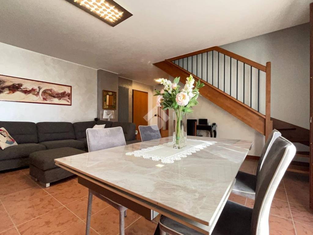 appartamento in vendita a Reana del Rojale