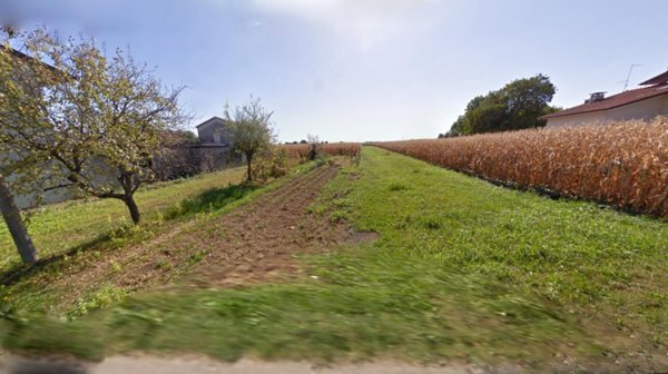 terreno edificabile in vendita a Reana del Rojale