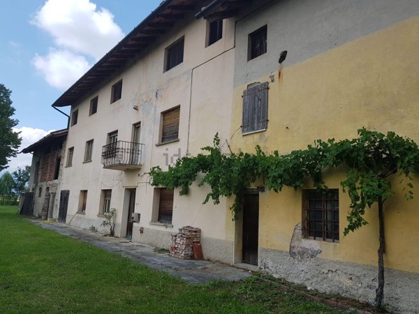 appartamento in vendita a Reana del Rojale