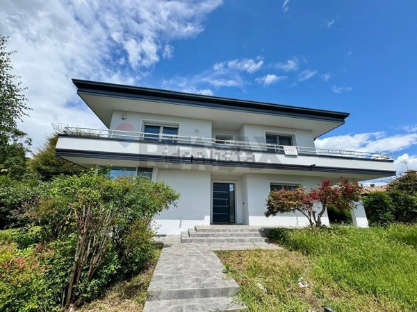 casa indipendente in vendita a Reana del Rojale