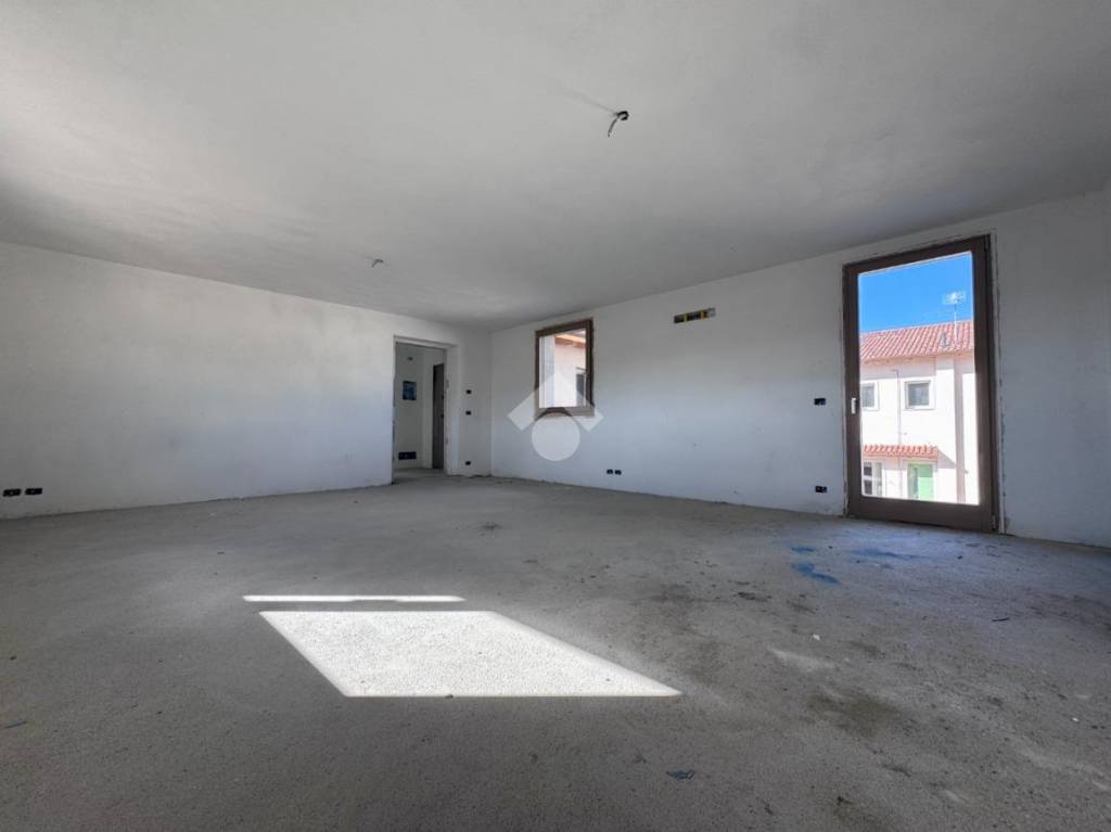 appartamento in vendita a Reana del Rojale