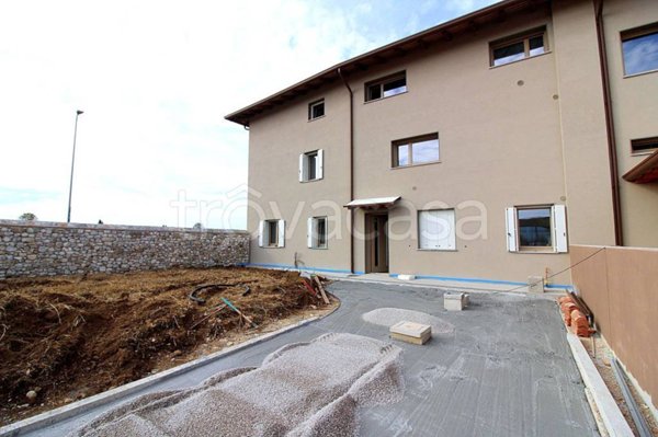 appartamento in vendita a Reana del Rojale