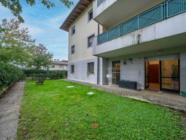 appartamento in vendita a Reana del Rojale