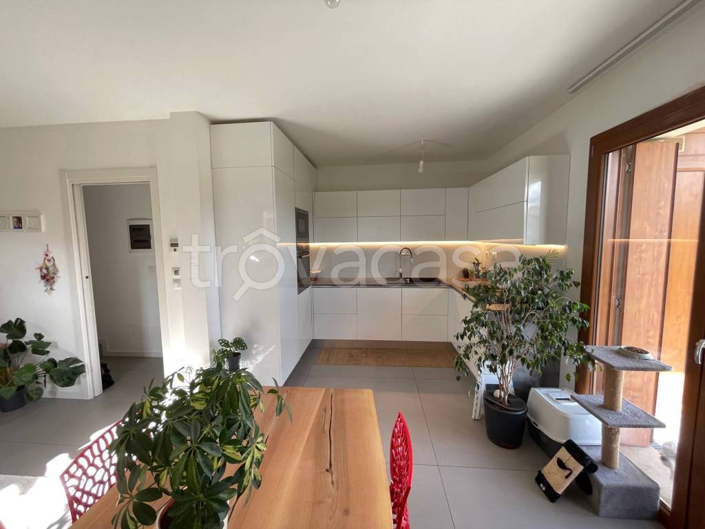 casa indipendente in vendita a Reana del Rojale