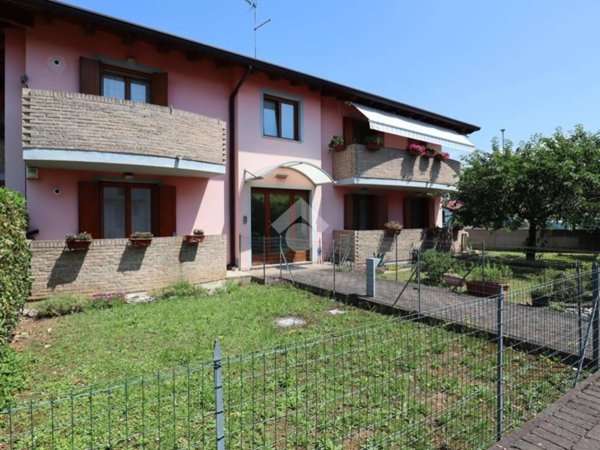 appartamento in vendita a Reana del Rojale in zona Reana