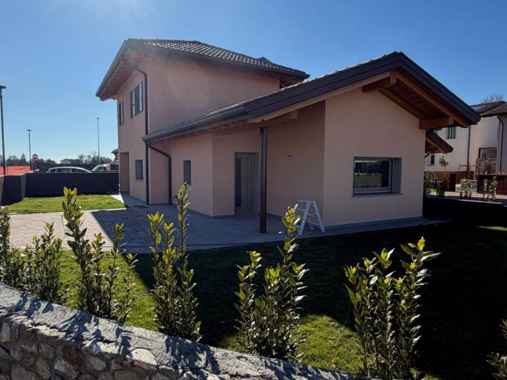casa indipendente in vendita a Reana del Rojale in zona Reana