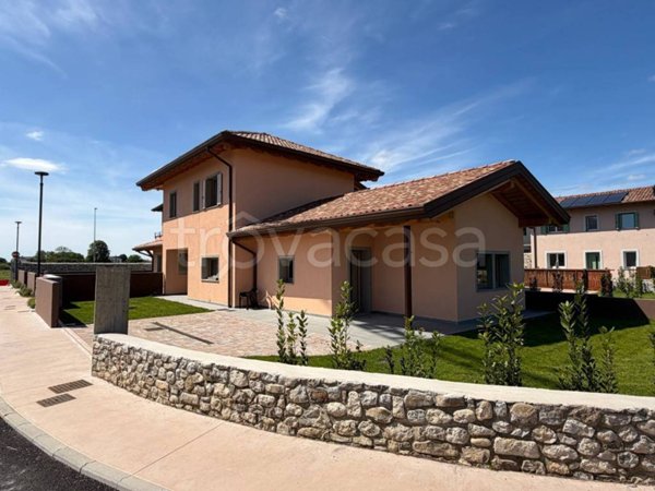 casa indipendente in vendita a Reana del Rojale in zona Rizzolo