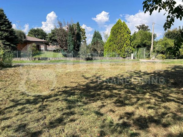 terreno edificabile in vendita a Reana del Rojale
