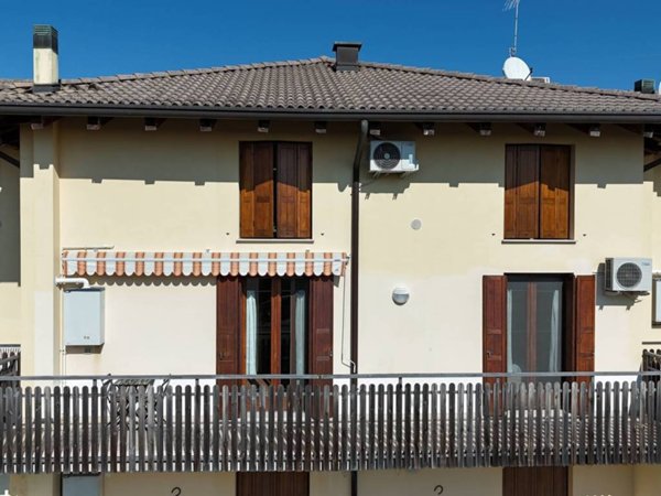 appartamento in vendita a Reana del Rojale in zona Reana