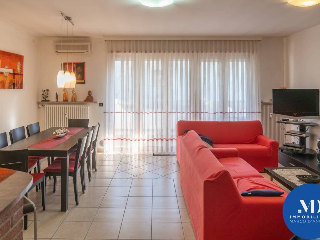 appartamento in vendita a Reana del Rojale in zona Reana