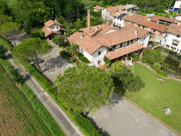 negozio in vendita a Reana del Rojale