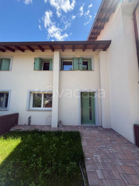 casa indipendente in vendita a Reana del Rojale in zona Vergnacco