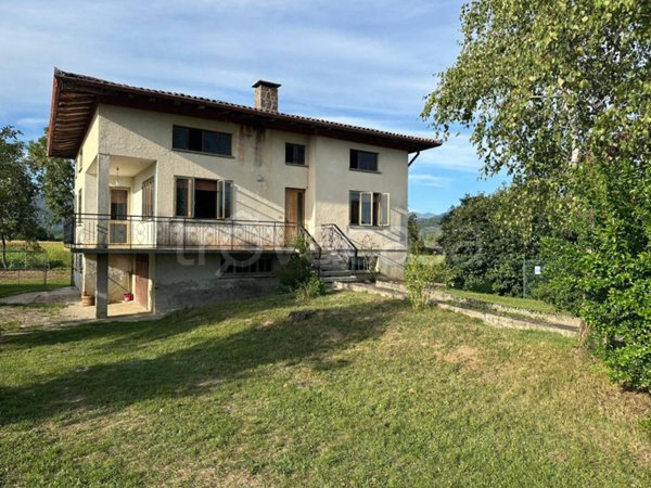 casa indipendente in vendita a Reana del Rojale in zona Qualso
