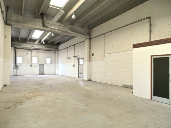 locale di sgombero in vendita a Remanzacco