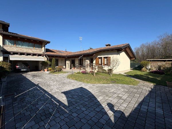 casa indipendente in vendita a Remanzacco in zona Cerneglons
