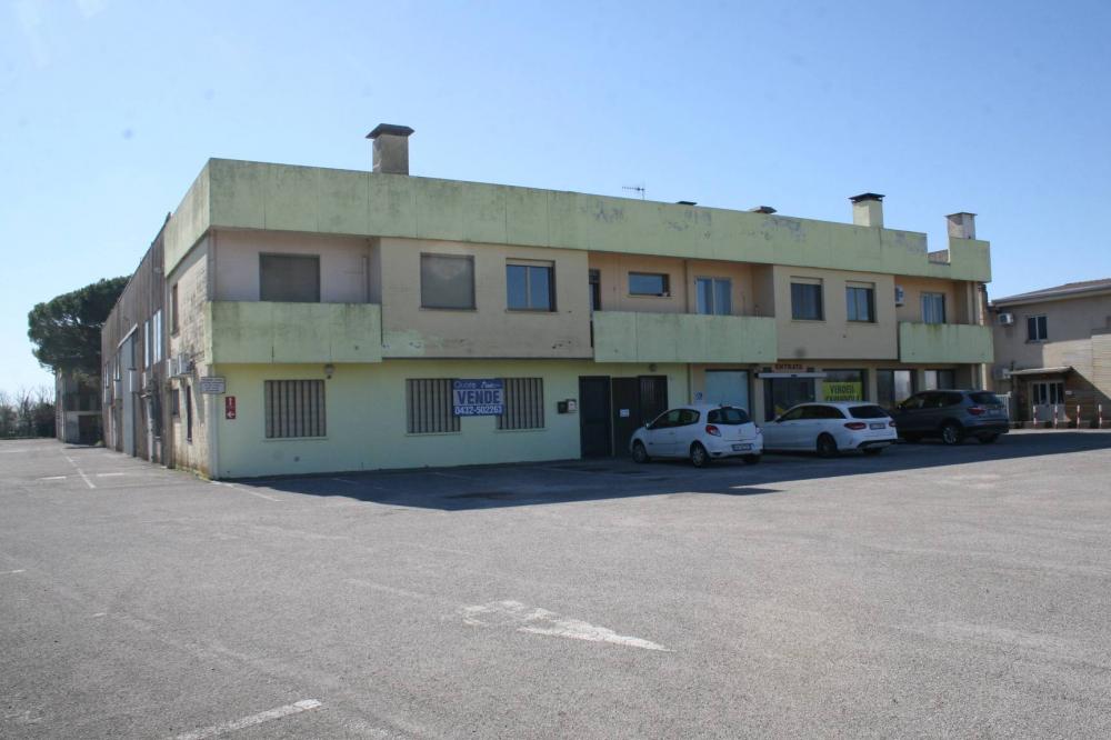 capannone in vendita a Remanzacco