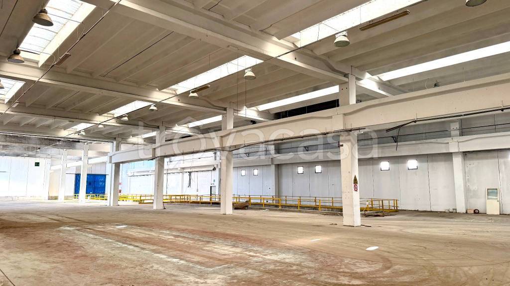 capannone in vendita a Remanzacco