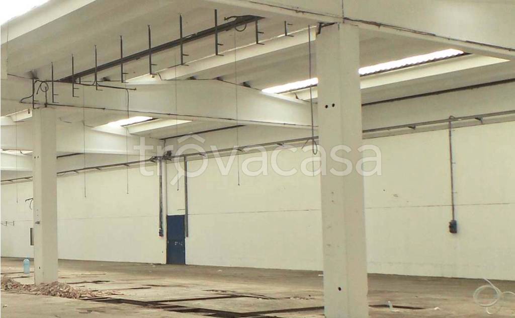 capannone in vendita a Remanzacco