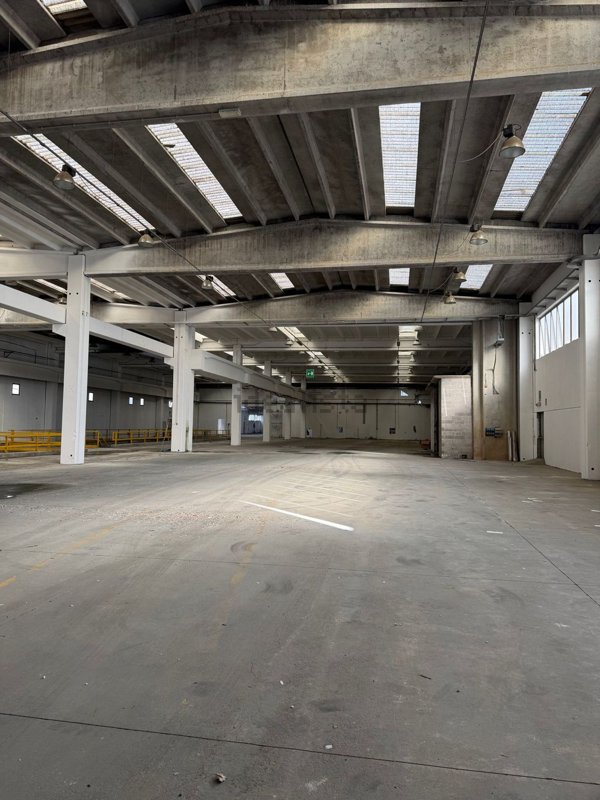 capannone in vendita a Remanzacco