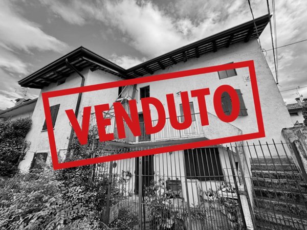casa indipendente in vendita a Remanzacco in zona Ziracco