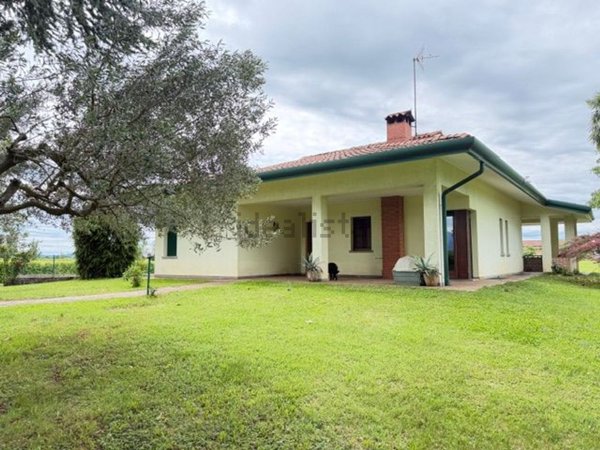 casa indipendente in vendita a Remanzacco in zona Orzano