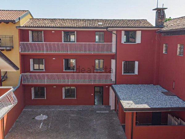 appartamento in vendita a Remanzacco in zona Cerneglons