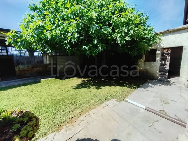 casa indipendente in vendita a Remanzacco in zona Ziracco