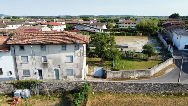 casa indipendente in vendita a Remanzacco in zona Orzano