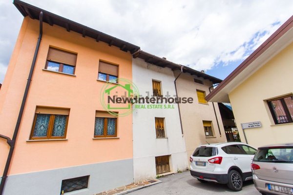 pentavano in vendita a Resia in zona Oseacco