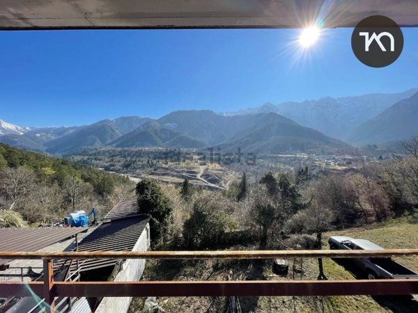 casa indipendente in vendita a Resia