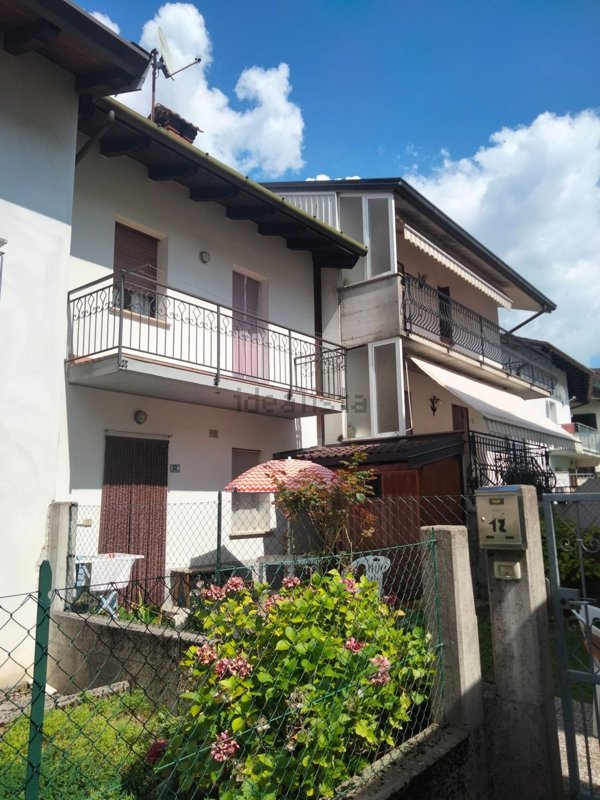 casa indipendente in vendita a Resia