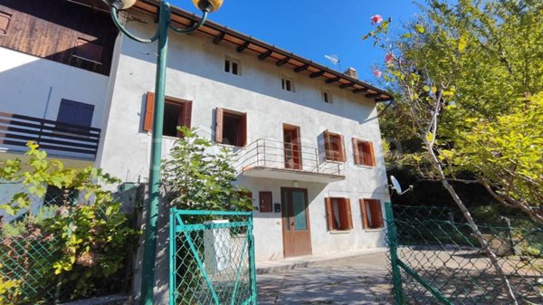 casa indipendente in vendita a Resia
