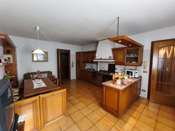 casa indipendente in vendita a Resiutta