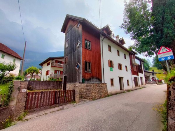 appartamento in vendita a Rigolato in zona Magnanins