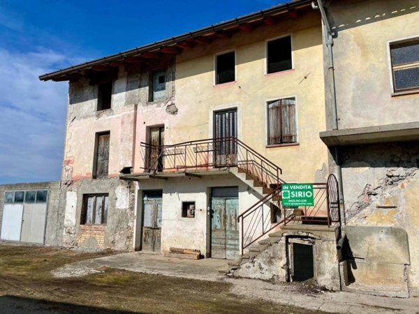 casa indipendente in vendita a Rive d'Arcano