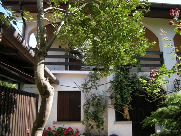 casa indipendente in vendita a Rive d'Arcano