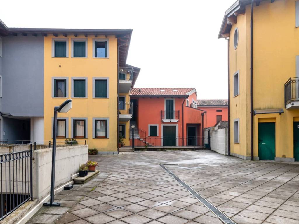 appartamento in vendita a Rive d'Arcano
