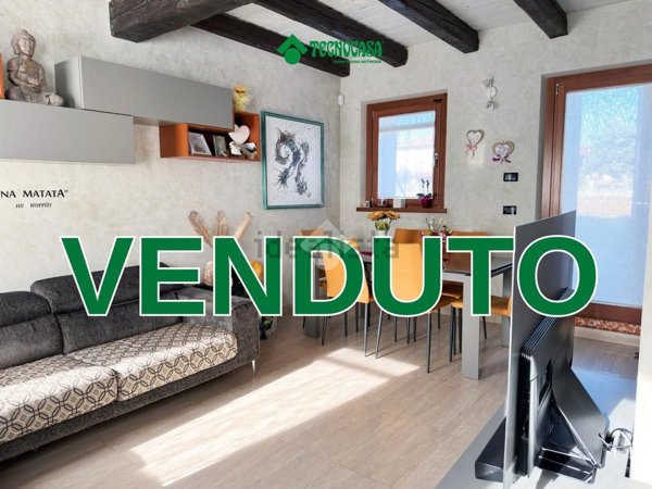 casa indipendente in vendita a Rive d'Arcano