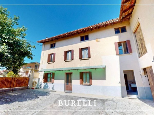 casa indipendente in vendita a Rive d'Arcano