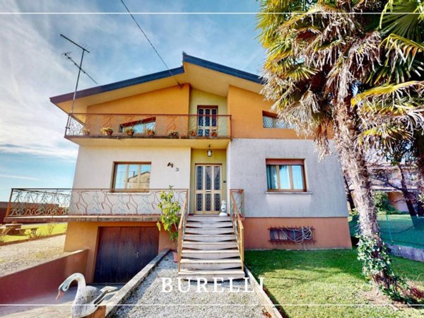 casa indipendente in vendita a Rive d'Arcano