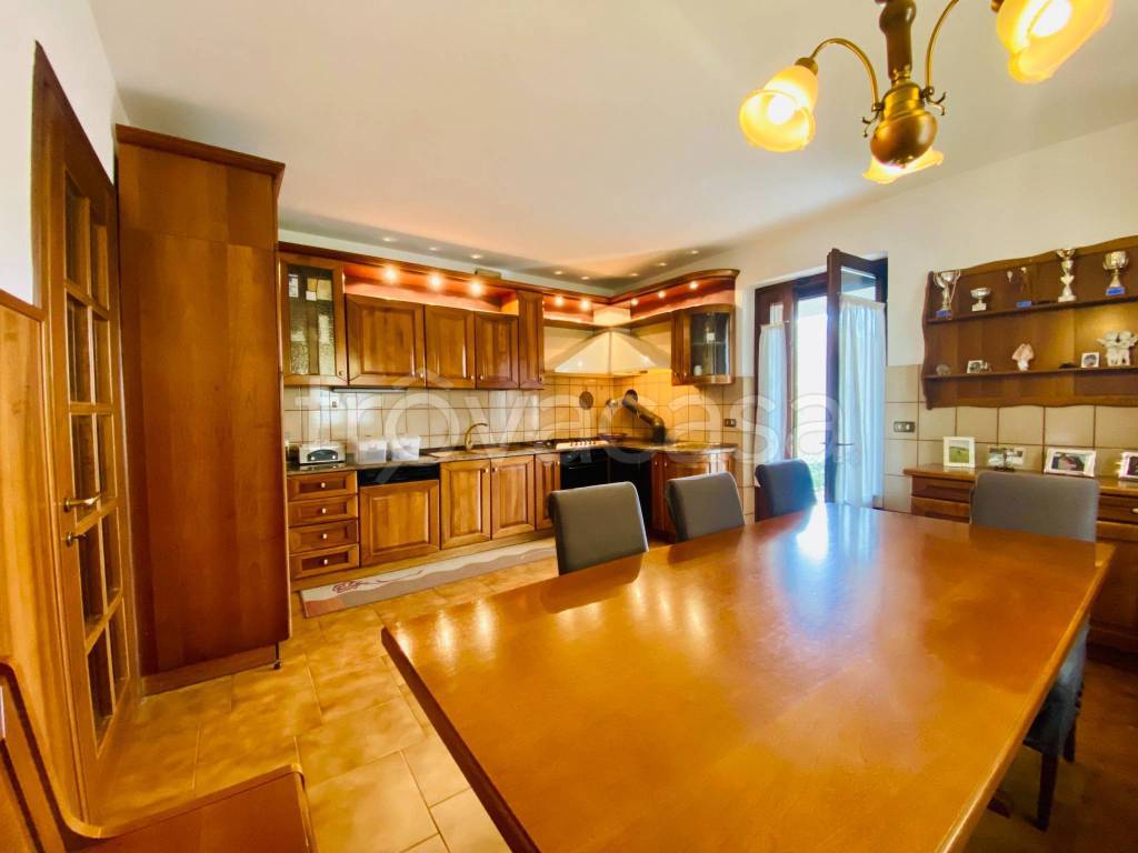 casa indipendente in vendita a Rive d'Arcano