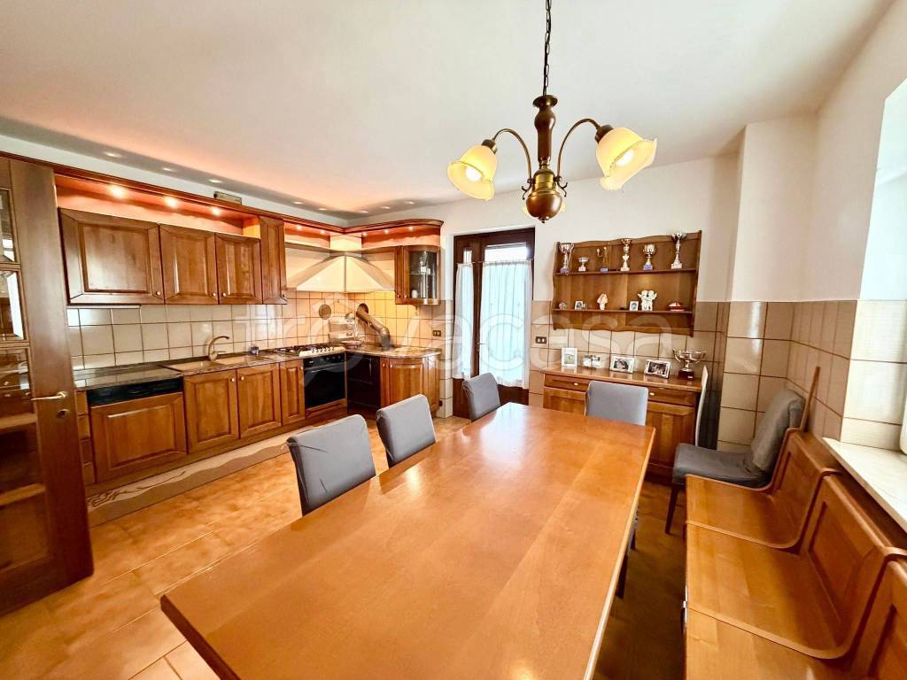 casa indipendente in vendita a Rive d'Arcano