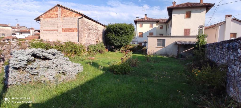casa indipendente in vendita a Rive d'Arcano