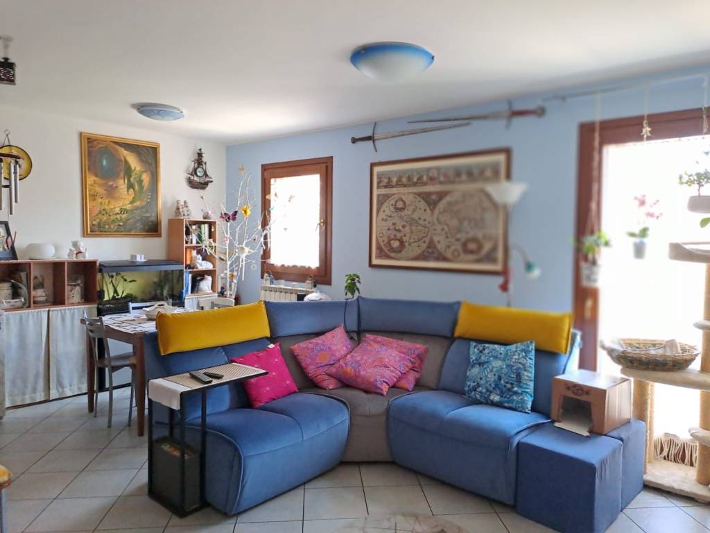 appartamento in vendita a Ronchis