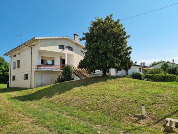 casa indipendente in vendita a Ronchis