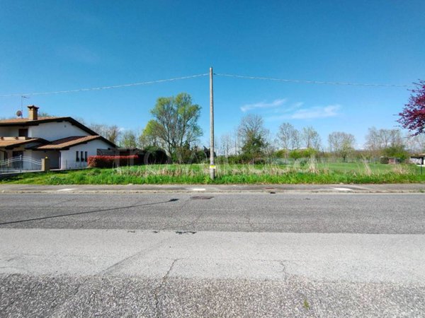 terreno agricolo in vendita a Ronchis in zona Fraforeano