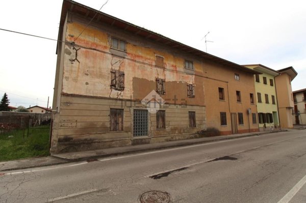 casa indipendente in vendita a Ronchis